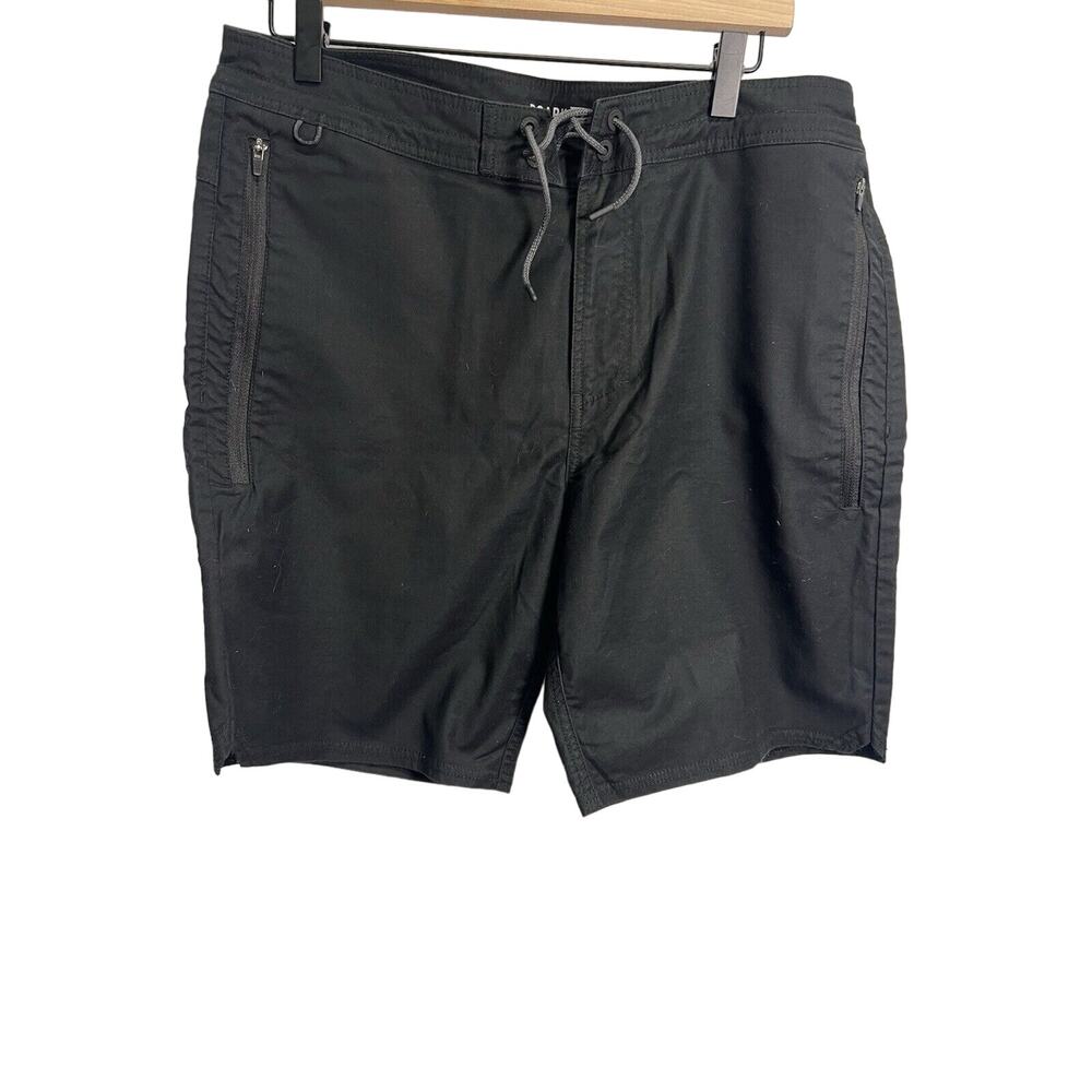 Roark Shorts Mens 33 Black 8" Chino